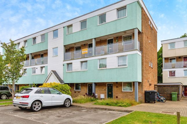 3 bedroom flat for sale