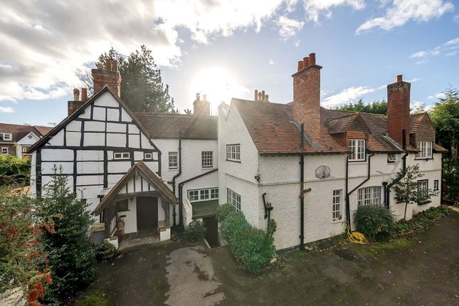 7 bed detached house