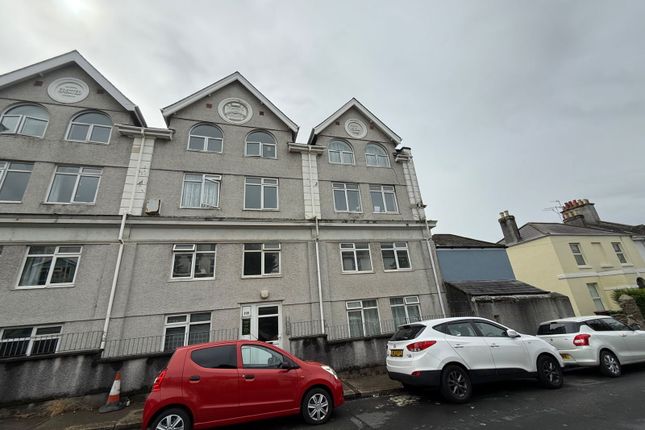 2 bed flat