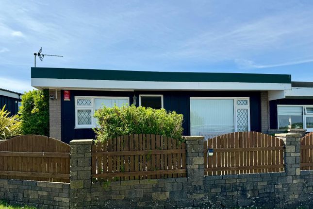 Fort Road, Lavernock, Penarth 2 bed chalet for sale