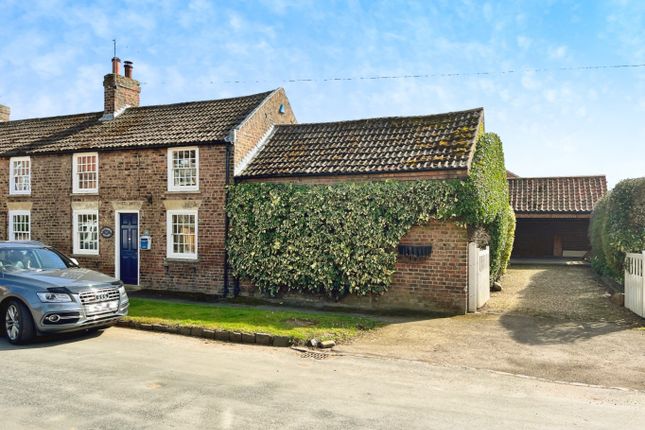 Main Street, Etton, Beverley, HU17 7PG 2 bed semi