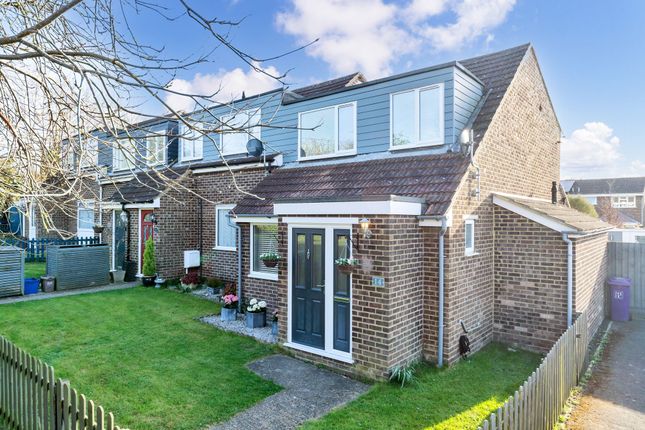 Swinburne Close, Royston SG8 3 bed end of terrace house for sale