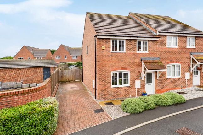 3 bedroom semi-detached house for sale