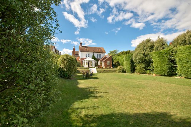 7 bedroom detached house for sale