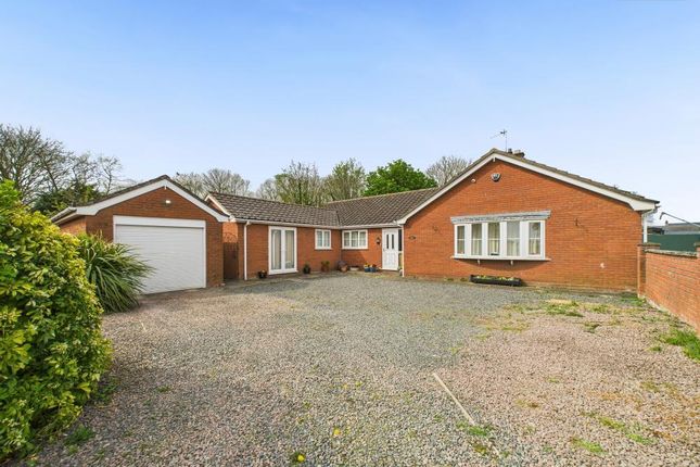 4 bedroom detached bungalow for sale