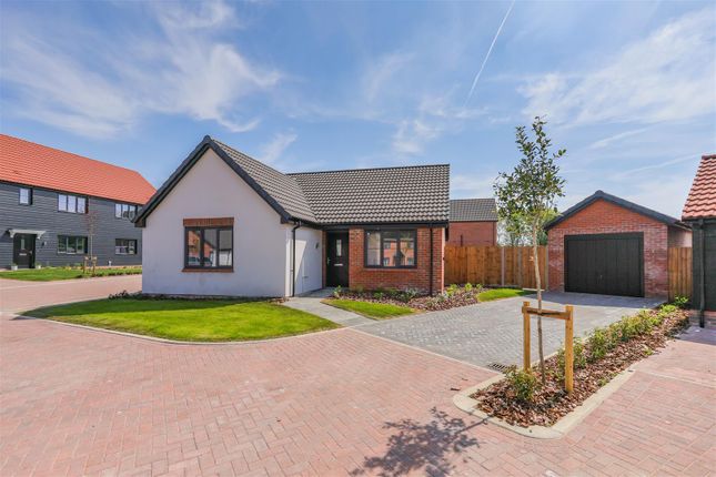 2 bedroom detached bungalow for sale