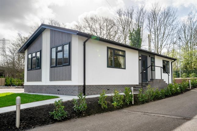 Killarney Park, Nottingham 2 bed park home for sale