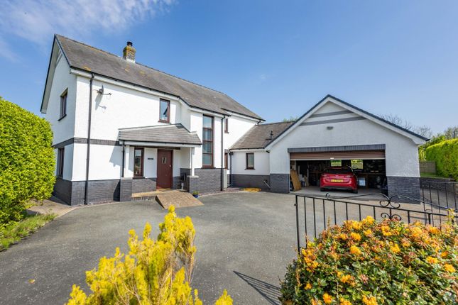 Cross Inn, Near New Quay, SA44 4 bed detached house for sale