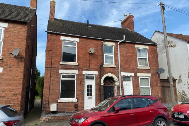Oversetts Road, Newhall, DE11 2 bed semi