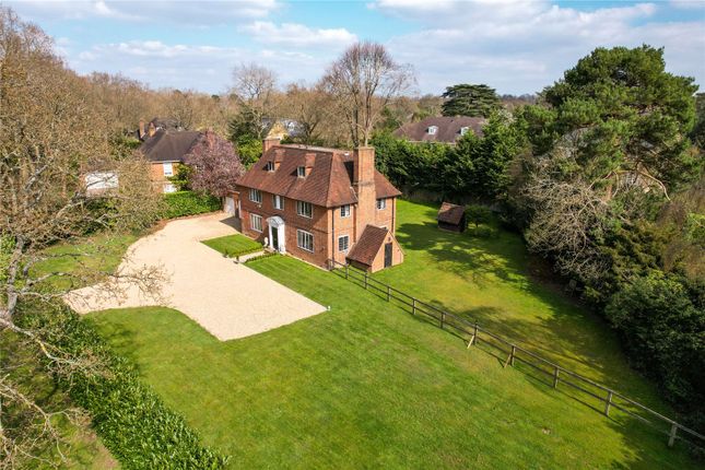 Eriswell Road, Burwood Park, KT12 6 bed detached house for sale