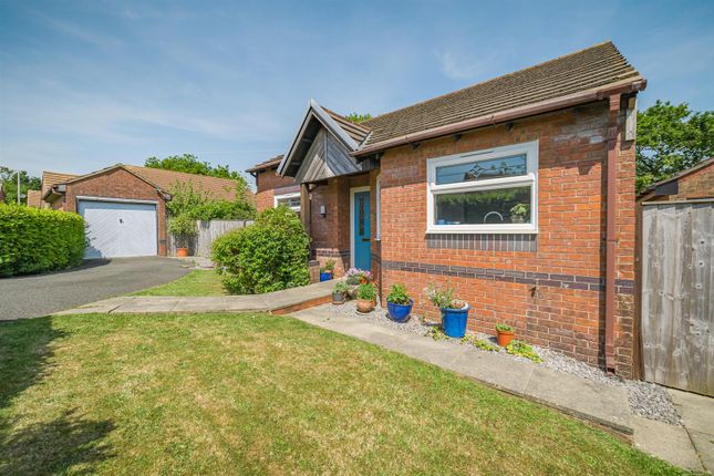 Clos Cynan, Killay, Swansea 2 bed detached bungalow for sale