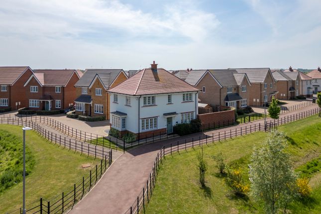 17, Gale Close, Swavesey, Cambridge... 4 bed detached house for sale