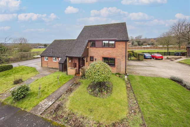 Green Lane, West Malling ME19 4 bed semi