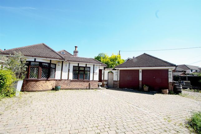 Stock Road, Billericay CM12 3 bed detached bungalow for sale