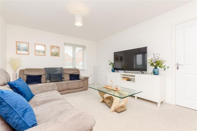 Cornfield Drive, Gravesend, Kent 1 bed ground floor flat for sale