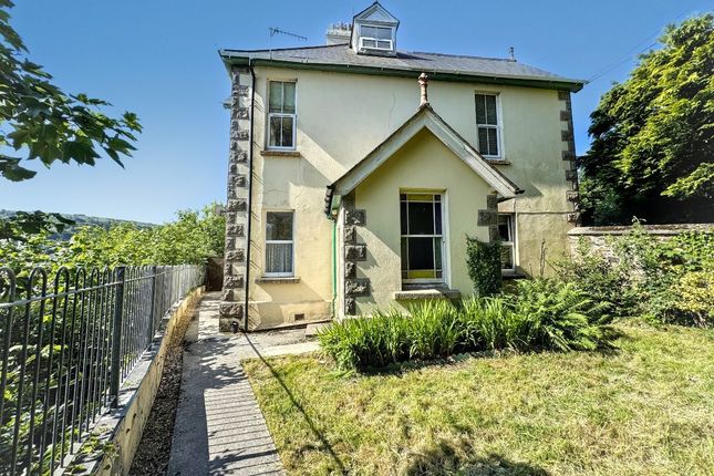 Flat, Carglaze, Prospect Hill... 1 bed flat for sale