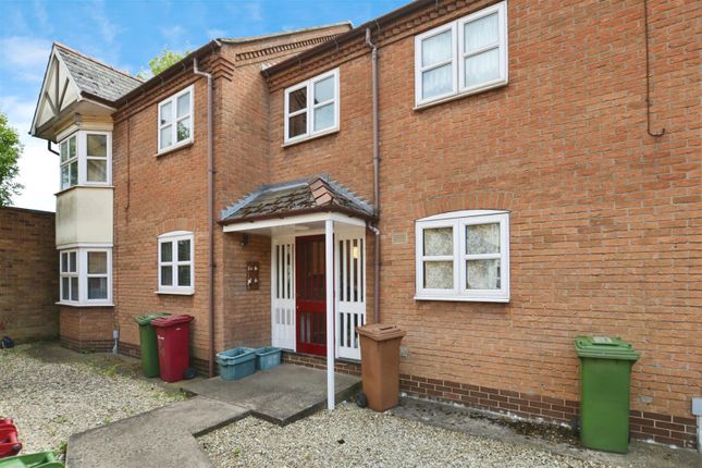 Acacia Court, Scunthorpe 1 bed flat for sale