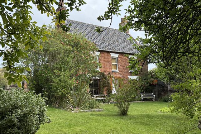 3 bed detached house