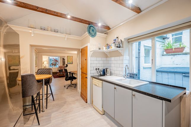 2 bedroom maisonette for sale