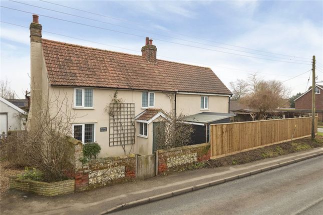 4 bed detached house