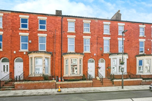5 bedroom terraced house for sale
