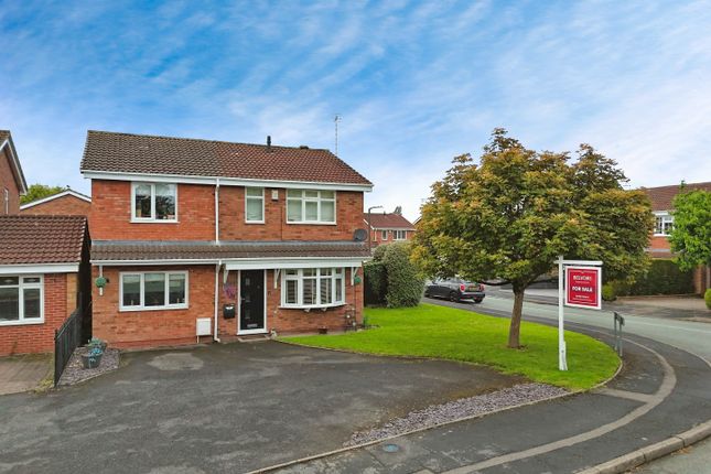 Turnstone Drive, Wolverhampton WV10 4 bed detached house for sale