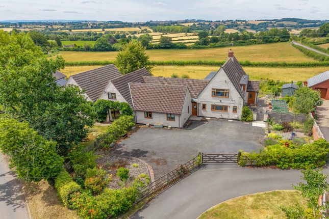 6 bedroom semi-detached house for sale