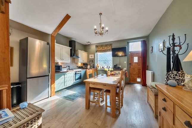 4 bedroom end of terrace house for sale