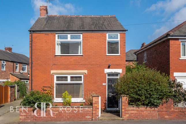 Clarence Street, Leyland 3 bed detached house for sale