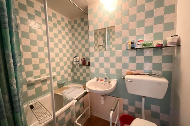 3 bed terraced house