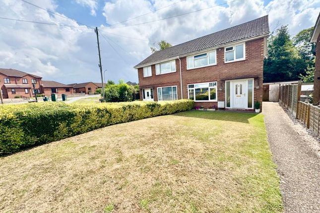 3 bedroom semi-detached house for sale