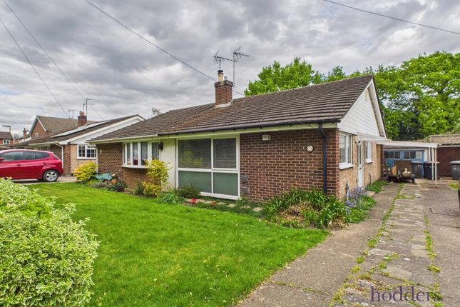 Sandy Road, Addlestone, Surrey, KT15 2 bed bungalow for sale