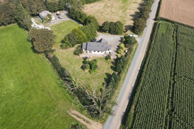 Oakvale, Spittal, Haverfordwest 4 bed detached house for sale