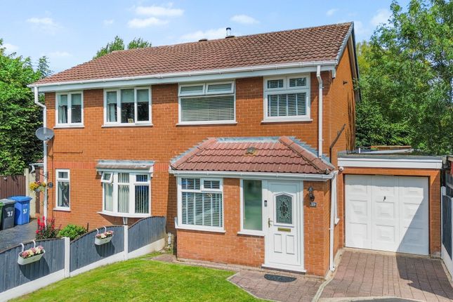 Montrose Close, Fearnhead, WA2 3 bed semi