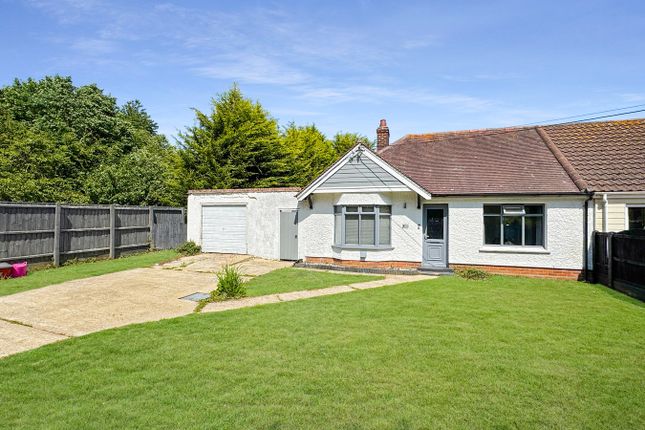 Parsons Hill, Great Bromley... 2 bed bungalow for sale