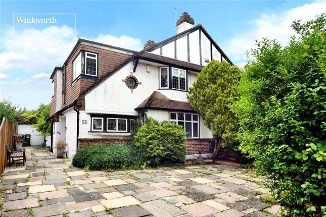 Tudor Avenue, Worcester Park, KT4 4 bed semi