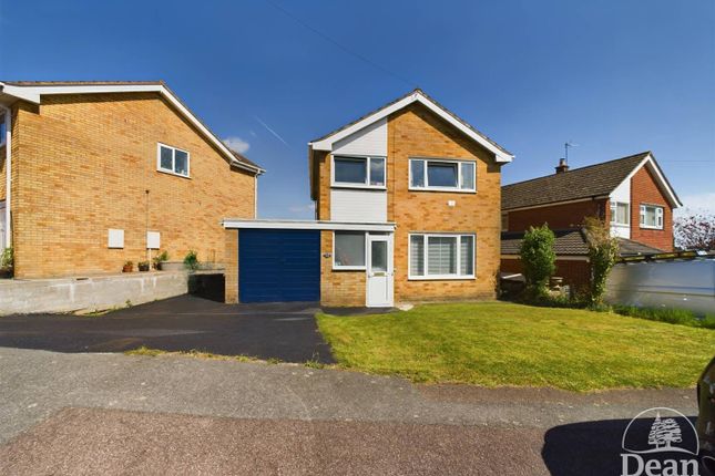 3 bed detached house