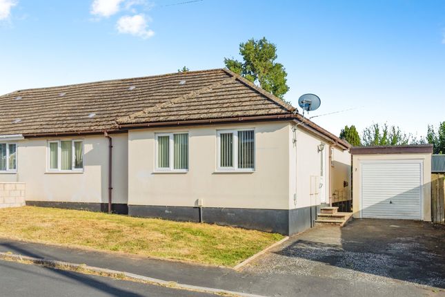 3 bedroom semi-detached bungalow for sale