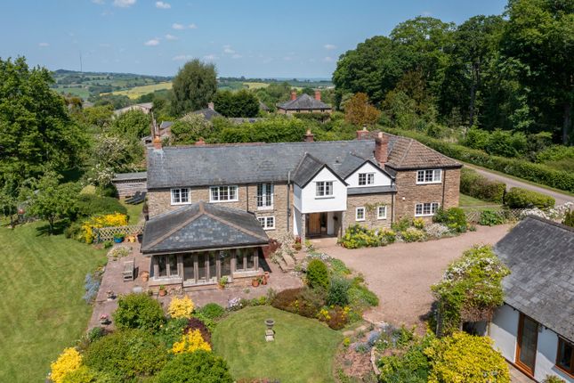 7 bedroom detached house for sale