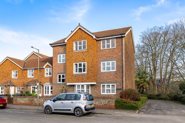 Court Road, Lewes 2 bed flat for sale