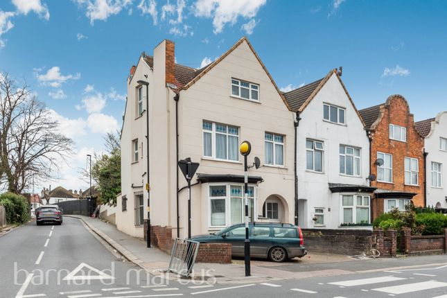 5 bedroom end of terrace house for sale