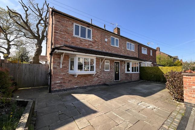 6 bedroom semi-detached house for sale