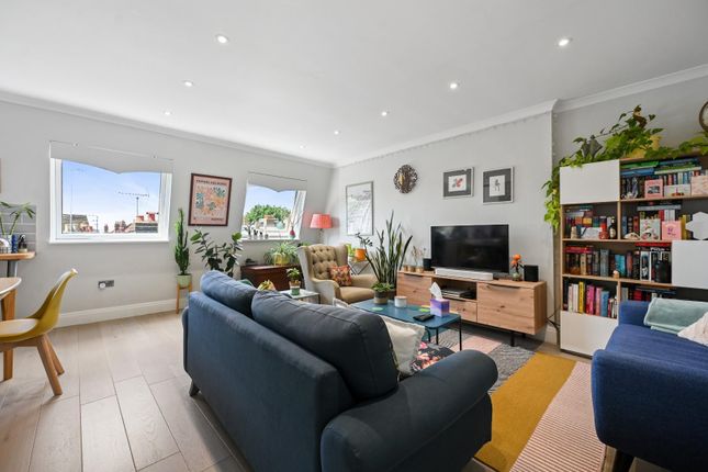 Sinclair Road, London W14 2 bed flat for sale
