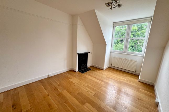 Blenheim Crescent, South Croydon 1 bed flat for sale