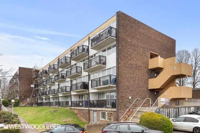 Hillside, Hoddesdon EN11 1 bed flat for sale