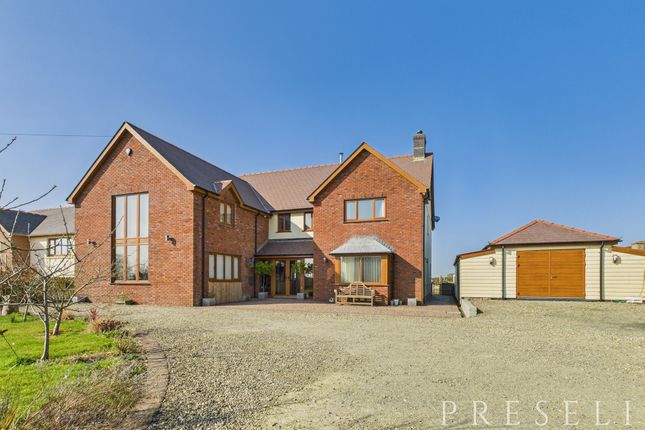 Cefn Y Gwynt, Beulah, Newcastle... 5 bed detached house for sale