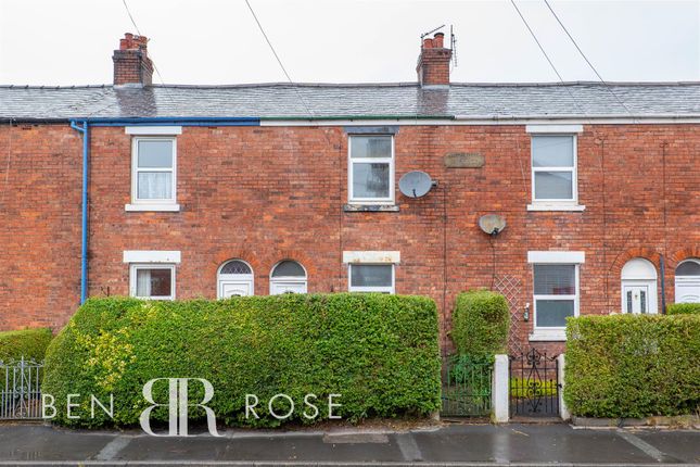 Dunkirk Lane, Leyland 2 bed terraced house for sale