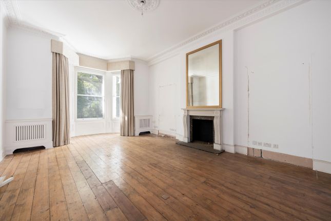 Onslow Gardens, South Kensington SW7 4 bed apartment for sale