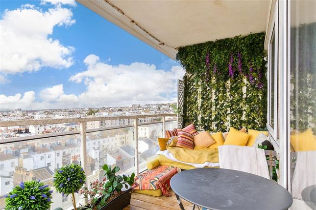 Kings Road, Brighton, East Sussex 1 bed apartment for sale