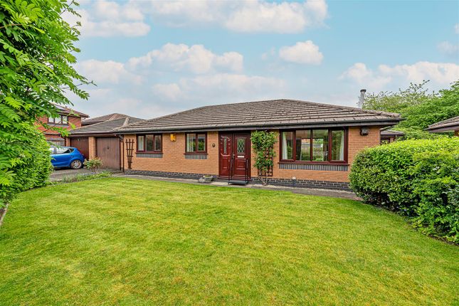 Cabot Close, Old Hall, Warrington 3 bed detached bungalow for sale